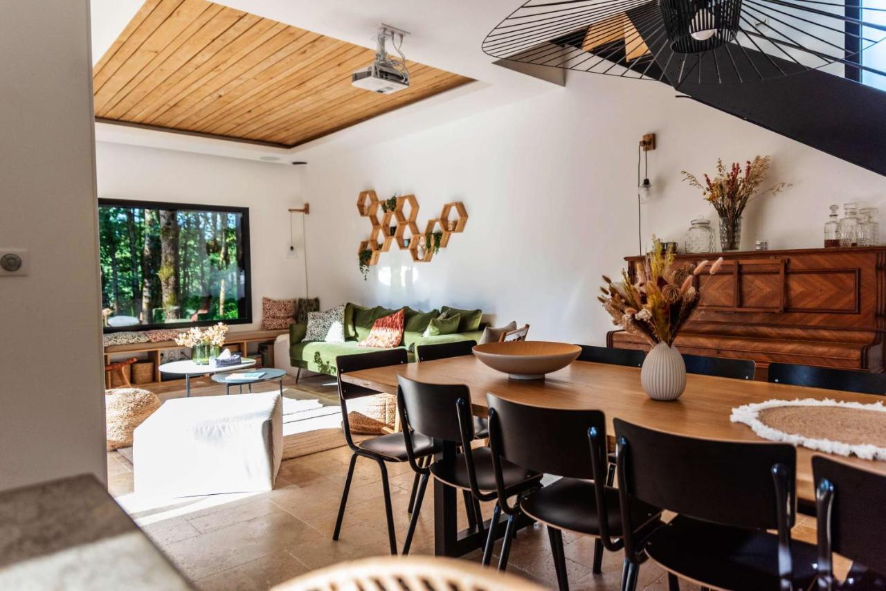 Dans Les Arbres Bed & Breakfast Lanta Exterior photo